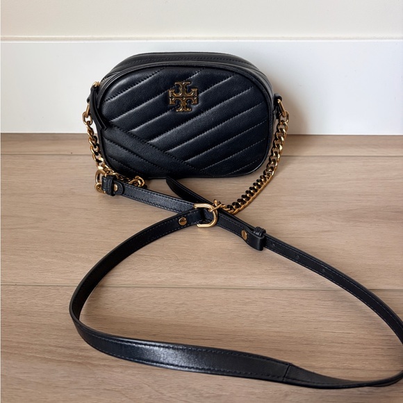Tory Burch Handbags - Tory Burch Chevron Kira Small Camera Bag Black Crossbody